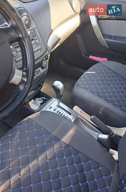 Хетчбек Chevrolet Aveo 2008 в 