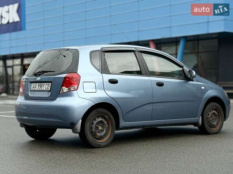 Хетчбек Chevrolet Aveo 2006 в Києві