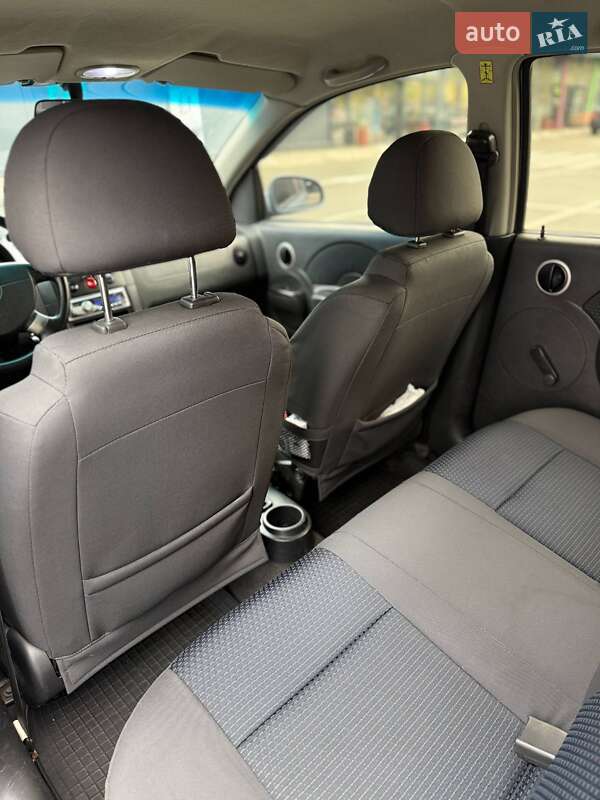 Хетчбек Chevrolet Aveo 2006 в Києві