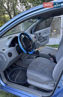 Седан Chevrolet Aveo 2005 в 