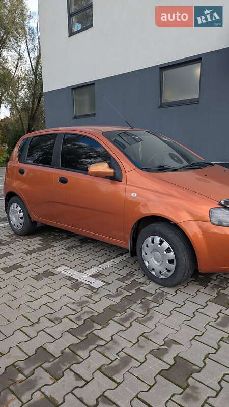 Хэтчбек Chevrolet Aveo 2007 в Хмельницком