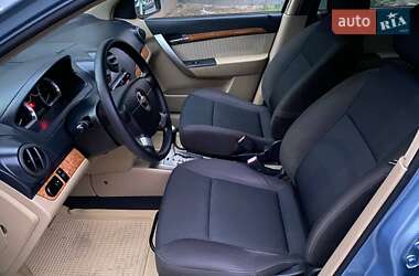 Седан Chevrolet Aveo 2008 в 