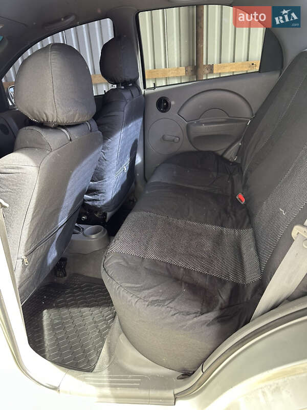 Седан Chevrolet Aveo 2004 в Рожнятові фото 7 Седан Chevrolet Aveo 2004 в Рожнятові