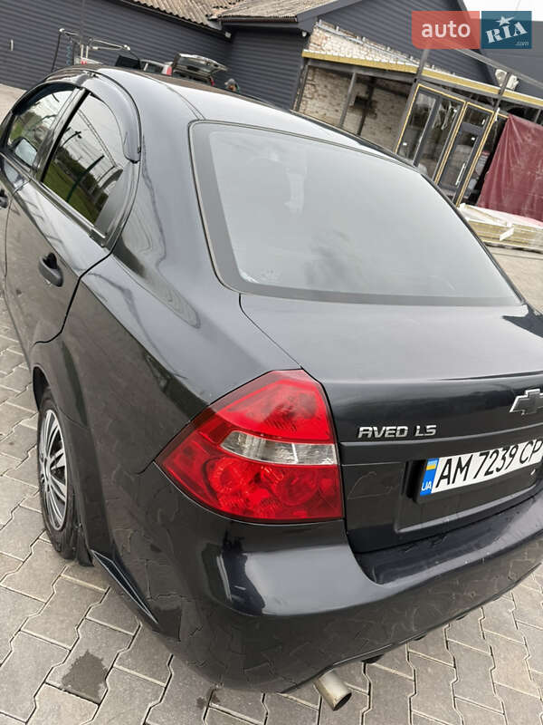 Седан Chevrolet Aveo 2006 в Звягелі