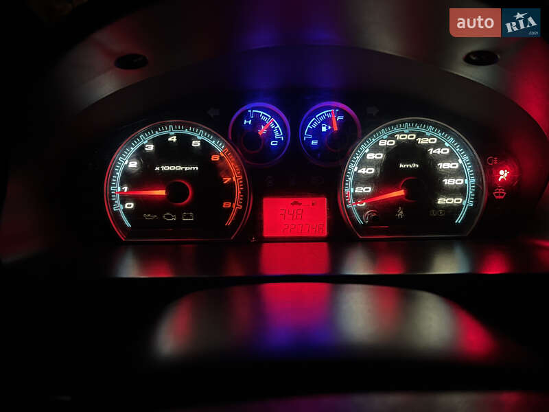 Седан Chevrolet Aveo 2006 в Звягелі