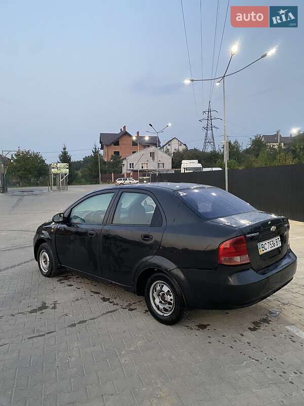 Седан Chevrolet Aveo 2005 в Сколе