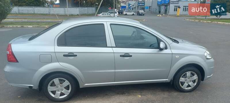 Седан Chevrolet Aveo 2006 в Буче