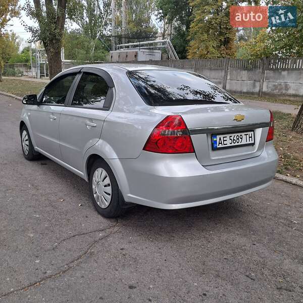 Седан Chevrolet Aveo 2007 в Никополе