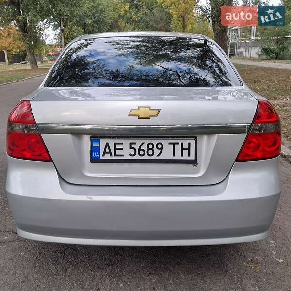 Седан Chevrolet Aveo 2007 в Никополе