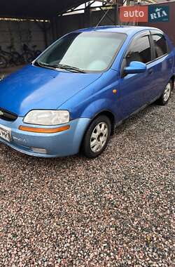 Седан Chevrolet Aveo 2005 в Києві