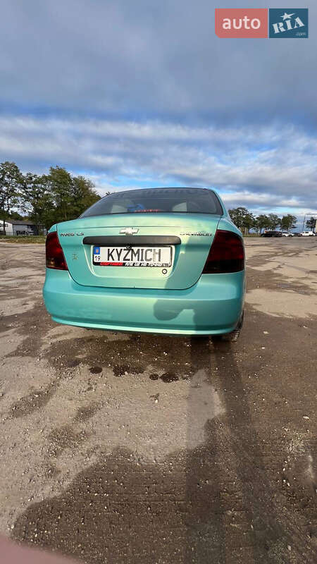 Седан Chevrolet Aveo 2005 в Тернополі