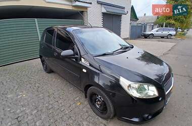 Хетчбек Chevrolet Aveo 2011 в  фото 2 Хетчбек Chevrolet Aveo 2011 в
