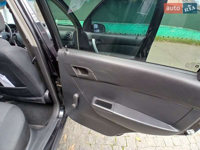 Хэтчбек Chevrolet Aveo 2011 в Черкассах фото 20 Хэтчбек Chevrolet Aveo 2011 в Черкассах