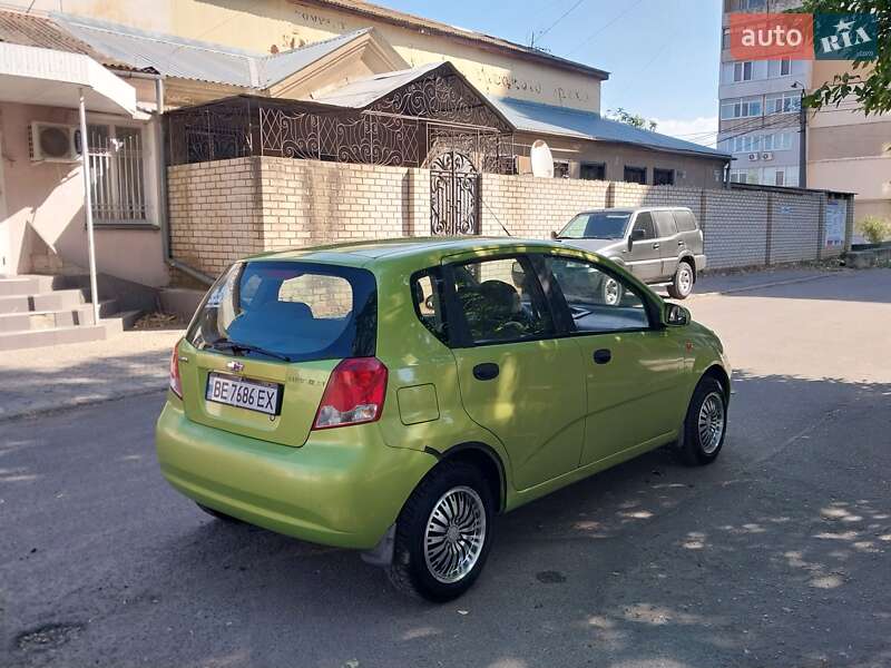Хетчбек Chevrolet Aveo 2005 в Миколаєві