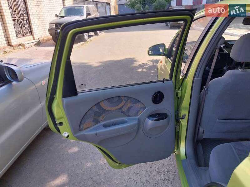 Хетчбек Chevrolet Aveo 2005 в Миколаєві