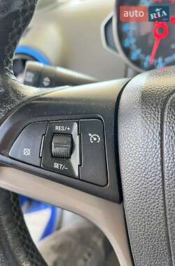 Седан Chevrolet Aveo 2012 в 
