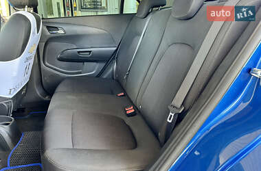 Седан Chevrolet Aveo 2012 в 