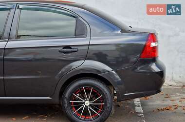 Седан Chevrolet Aveo 2011 в 