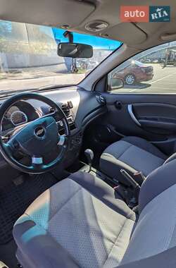 Хэтчбек Chevrolet Aveo 2008 в 