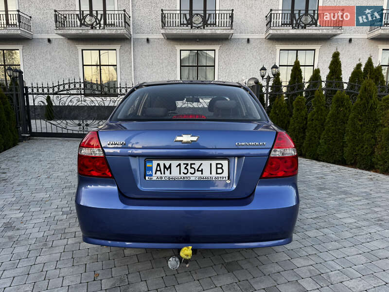 Седан Chevrolet Aveo 2008 в Виннице