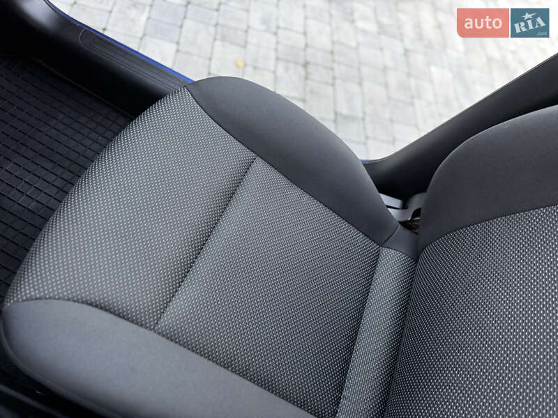 Седан Chevrolet Aveo 2008 в Виннице