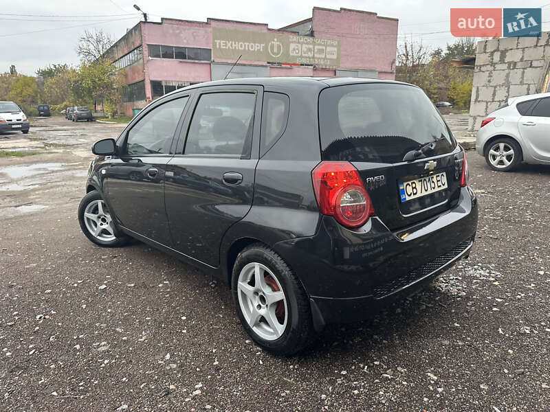Хэтчбек Chevrolet Aveo 2009 в Нежине