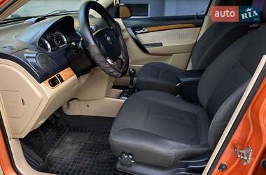 Седан Chevrolet Aveo 2008 в 