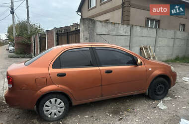 Седан Chevrolet Aveo 2006 в Києві