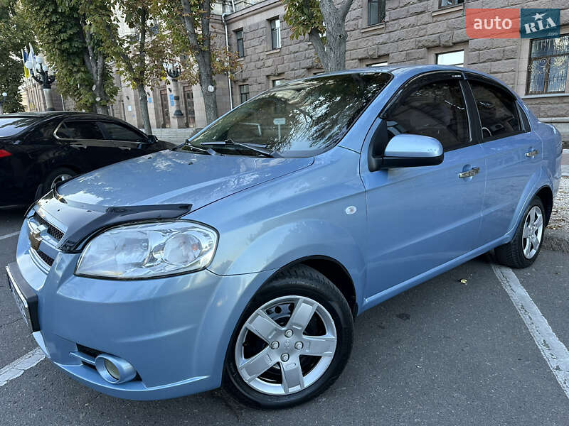 Седан Chevrolet Aveo 2007 в Николаеве