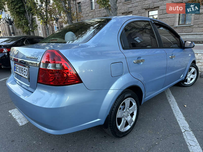 Седан Chevrolet Aveo 2007 в Николаеве