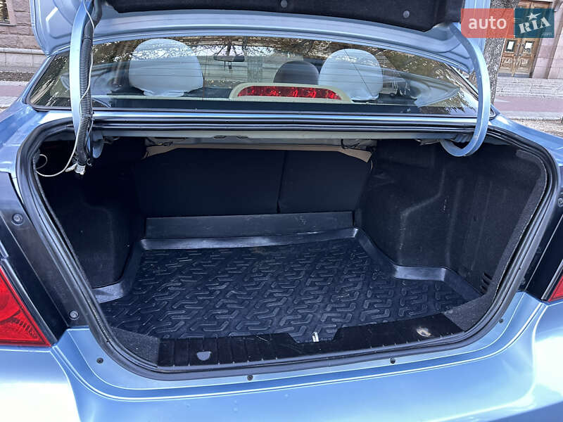 Седан Chevrolet Aveo 2007 в Николаеве