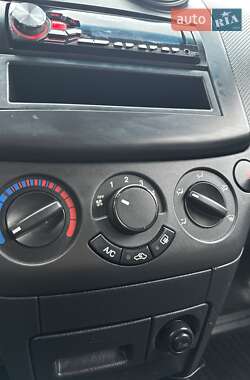 Хетчбек Chevrolet Aveo 2008 в  фото 32 Хетчбек Chevrolet Aveo 2008 в