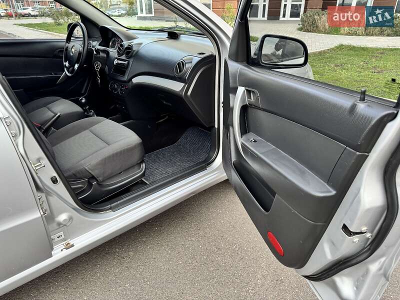 Седан Chevrolet Aveo 2007 в Миколаєві