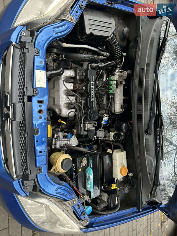 Седан Chevrolet Aveo 2007 в Запоріжжі