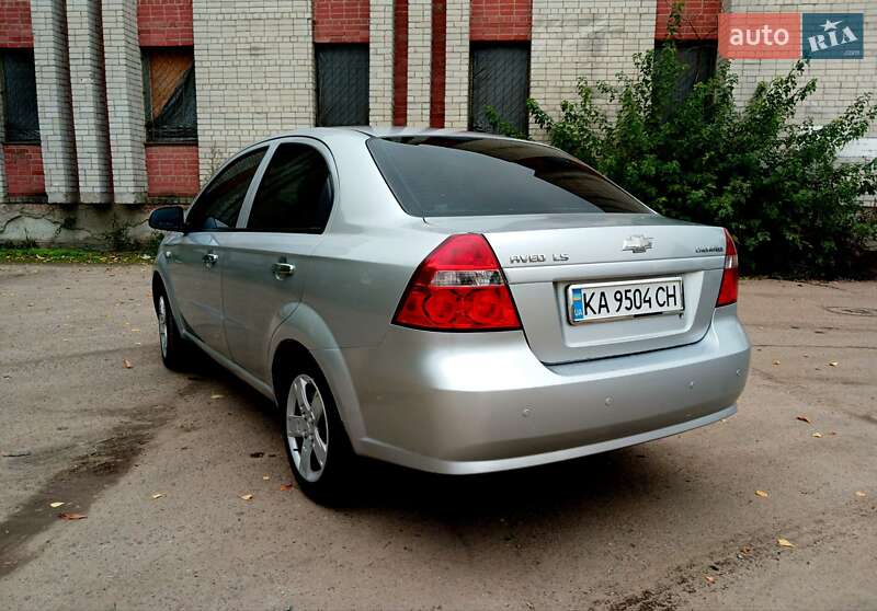 Седан Chevrolet Aveo 2007 в Чернигове