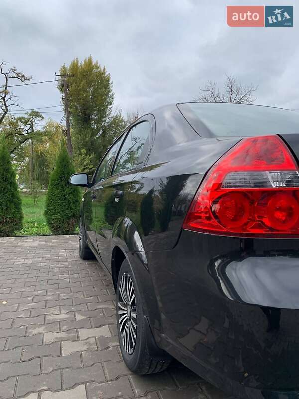 Седан Chevrolet Aveo 2007 в Кривом Роге фото 11 Седан Chevrolet Aveo 2007 в Кривом Роге