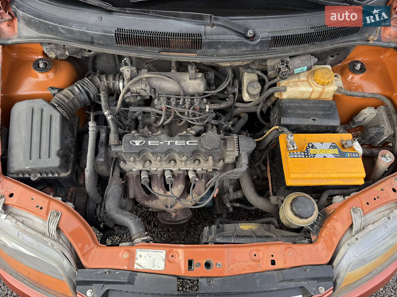 Седан Chevrolet Aveo 2005 в Николаеве фото 10 Седан Chevrolet Aveo 2005 в Николаеве