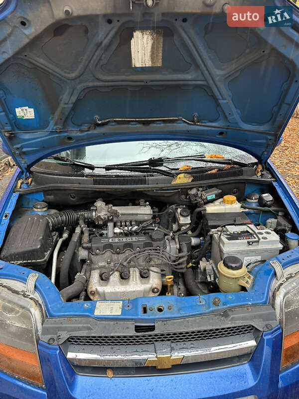 Седан Chevrolet Aveo 2005 в Кривом Роге фото 8 Седан Chevrolet Aveo 2005 в Кривом Роге