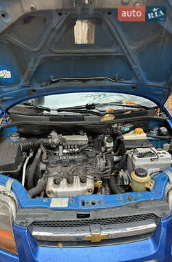 Седан Chevrolet Aveo 2005 в 
