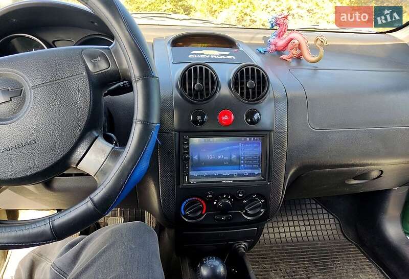 Седан Chevrolet Aveo 2005 в Запорожье фото 7 Седан Chevrolet Aveo 2005 в Запорожье