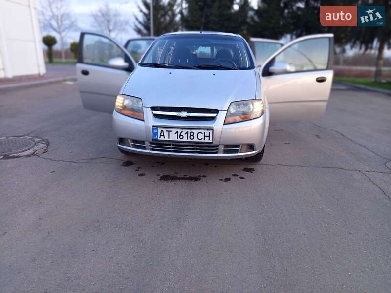 Хэтчбек Chevrolet Aveo 2006 в Коломые