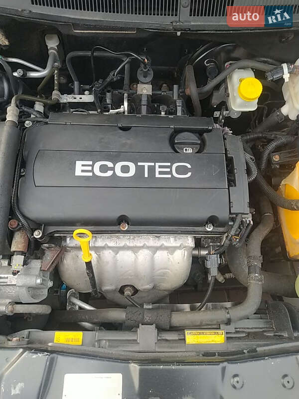 Хэтчбек Chevrolet Aveo 2009 в Черкассах фото 5 Хэтчбек Chevrolet Aveo 2009 в Черкассах