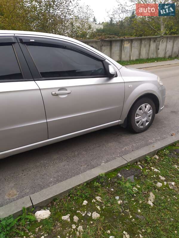 Седан Chevrolet Aveo 2007 в Тернополі