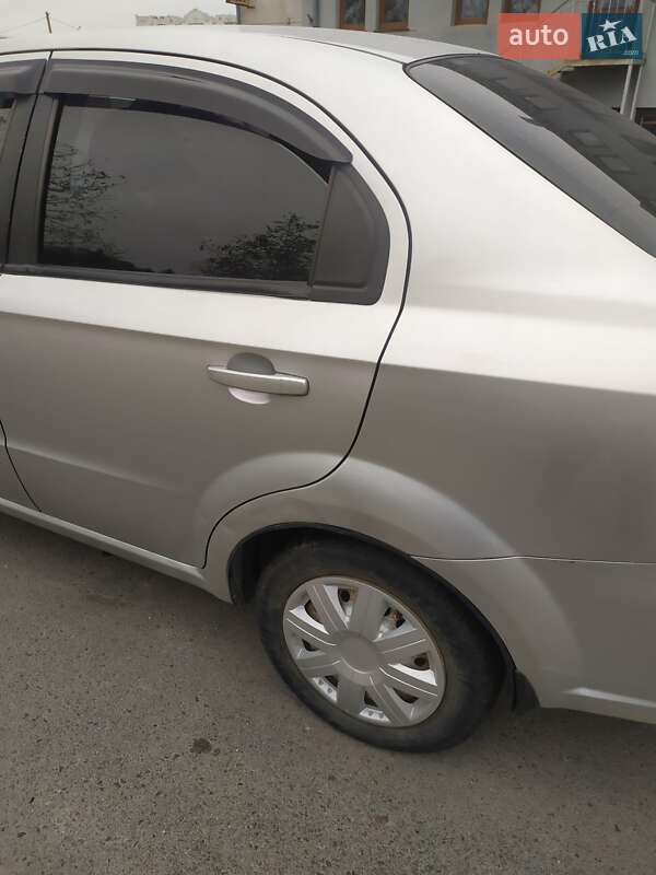 Седан Chevrolet Aveo 2007 в Тернополі