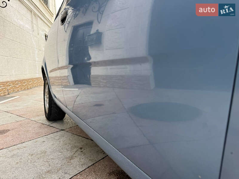 Седан Chevrolet Aveo 2005 в Одесі