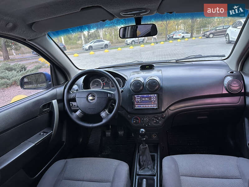 Седан Chevrolet Aveo 2007 в Каменском