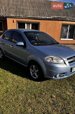 Седан Chevrolet Aveo 2008 в Умани