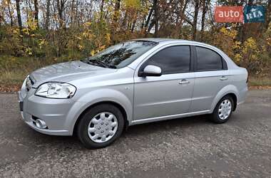 Седан Chevrolet Aveo 2008 в Валках