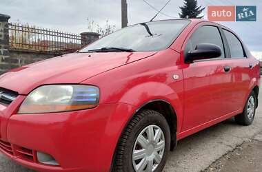 Седан Chevrolet Aveo 2005 в Виноградове