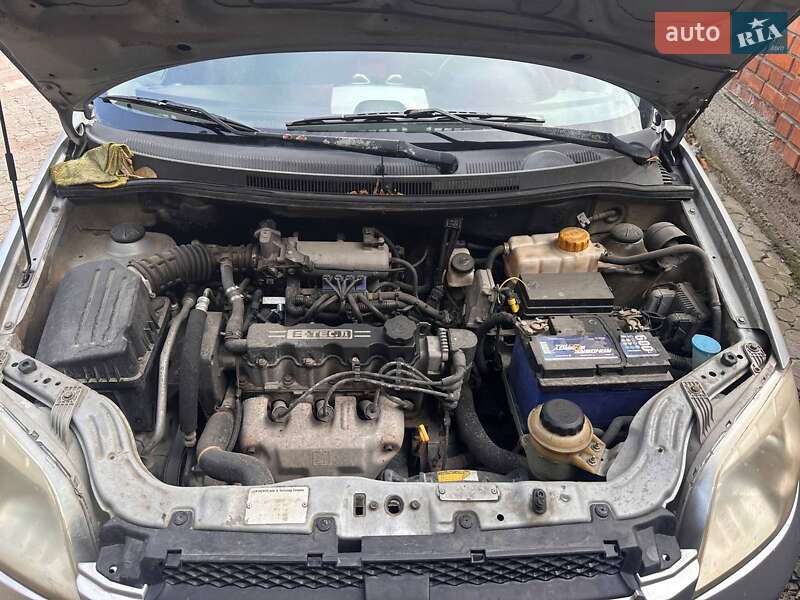 Седан Chevrolet Aveo 2007 в Тернополі